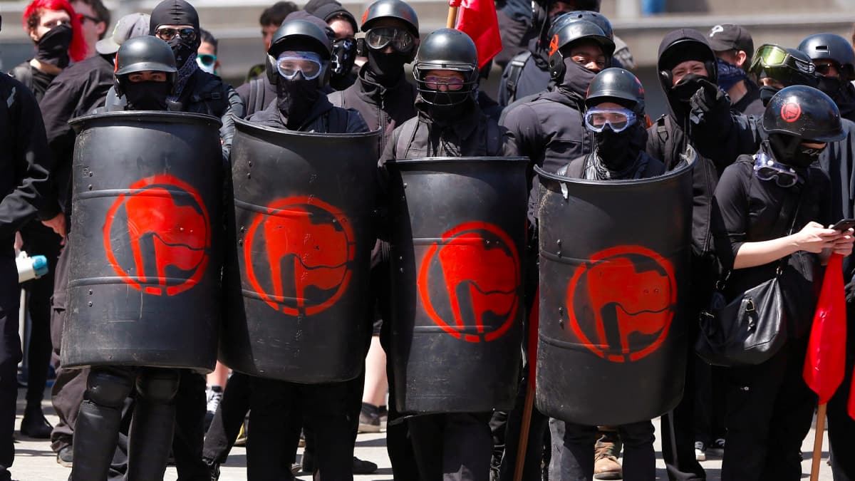 ABD yang�n yeri! Trump, ter�r �rg�t� ilan etti