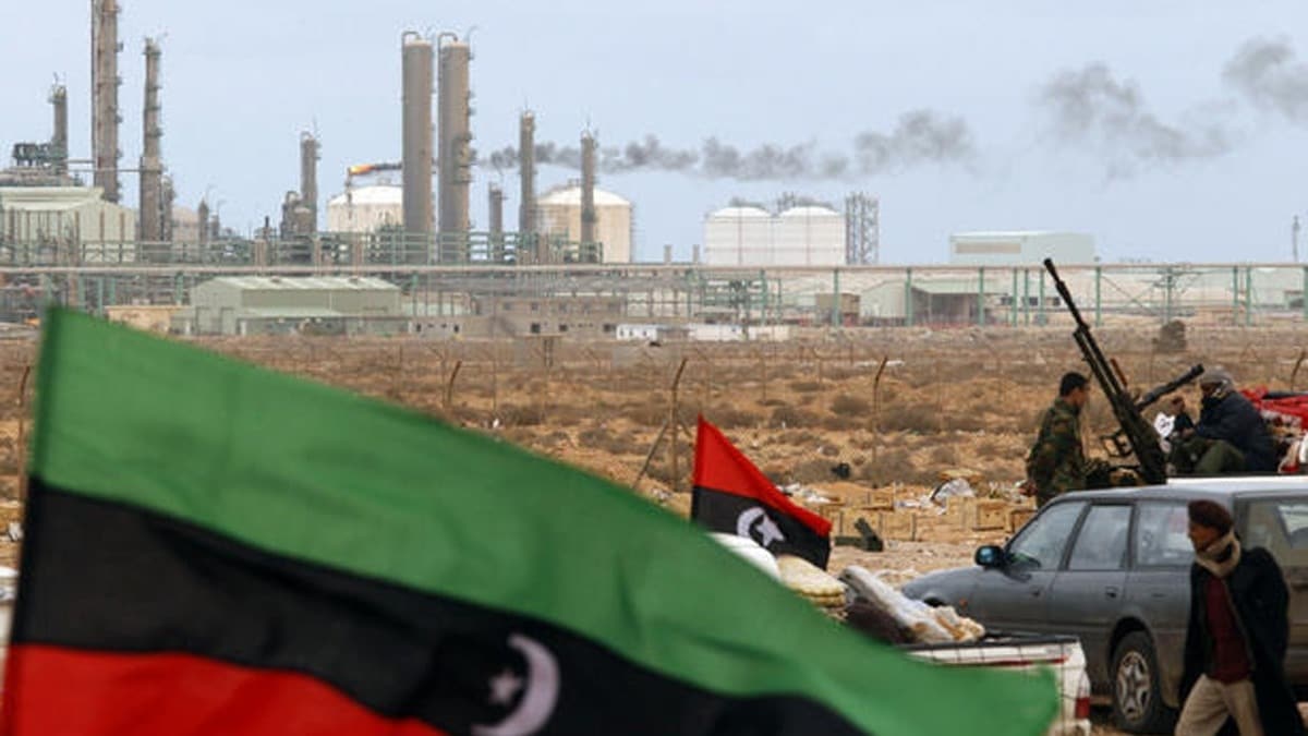 Afrika'nn en fazla petrol rezervine sahip Libya, bu zenginliini kullanmaktan mahrum