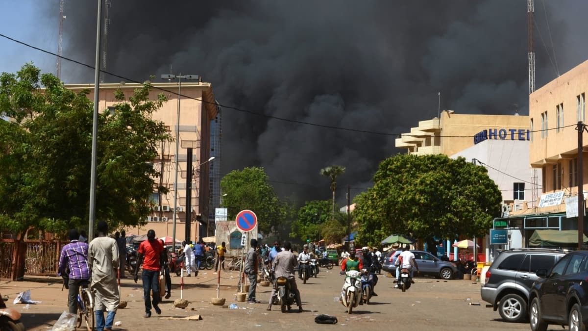 Burkina Faso'da terr saldrsnda 10 kii ld 