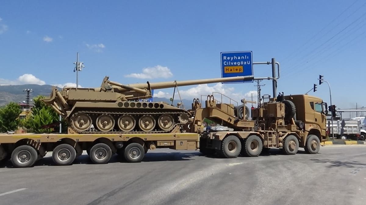 Suriye s�n�r�na ob�s ve m�himmat sevkiyat�