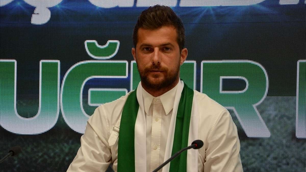 Uur Demirok'tan transfer aklamas: 'Teklif geliyor ama...'