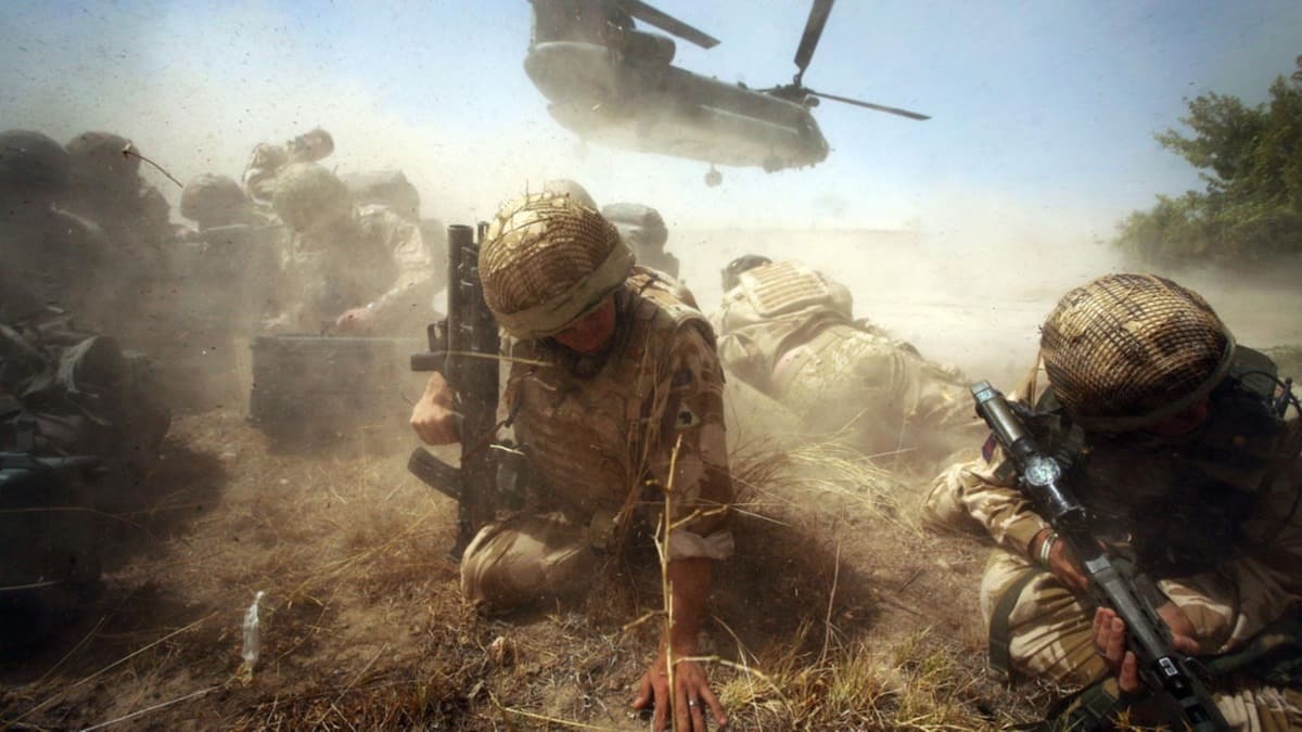ABD'li Senatr: Gsterilere Irak ve Afganistan igalinde grev yapan birlikler mdahale etsin