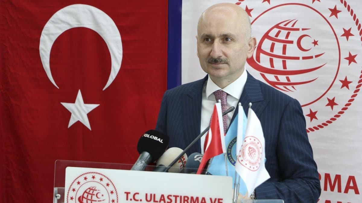Bakan Karaismailolu: Havalimanlarmzda asla taviz vermeyeceimiz drt ana unsur belirledik
