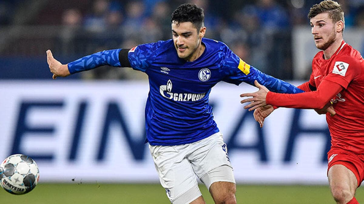 Ozan Kabak'tan olay yan�t!