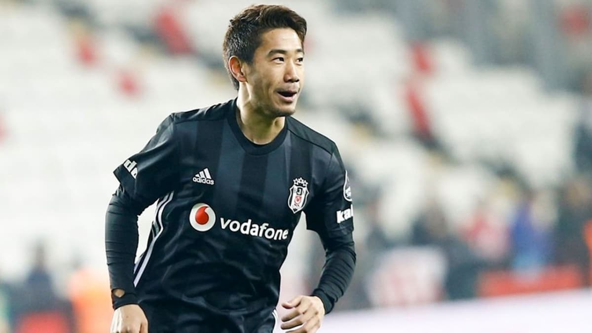 Real Zaragoza'da Kagawa ile yollar ayrlyor