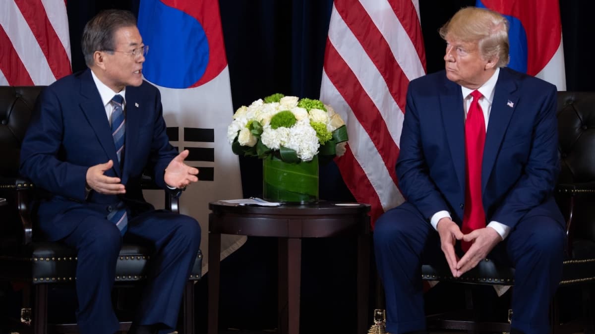 Trump, Gney Kore Devlet Bakan Moon ile G-7 Zirvesi'ni grt 