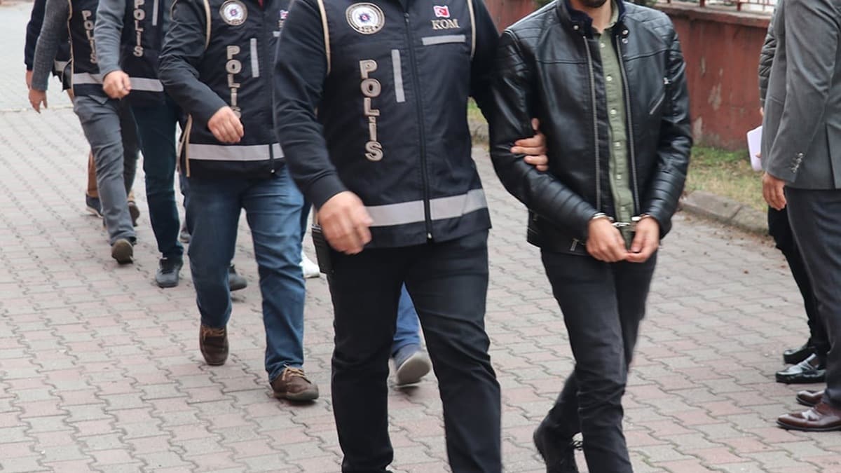 Ankara'da DEA ile irtibatl yabanc uyruklu 10 pheli yakaland