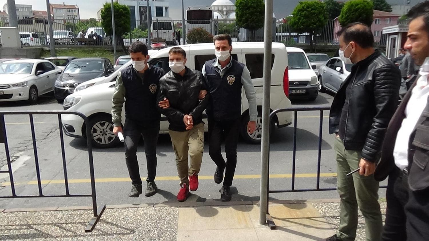 Hrant Dink Vakf�na y�nelik ikinci tehdidin ��phelisi adliyeye sevk edildi