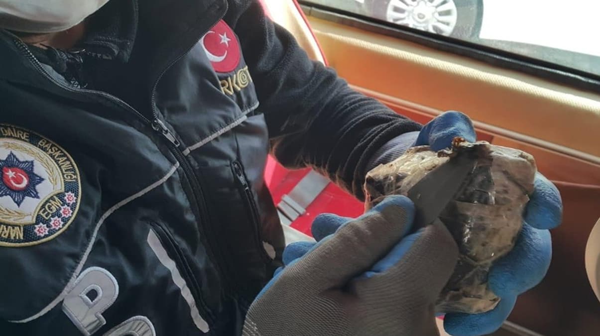 Van'da 55 kilo 260 gram Afyon sak�z� ele ge�irildi