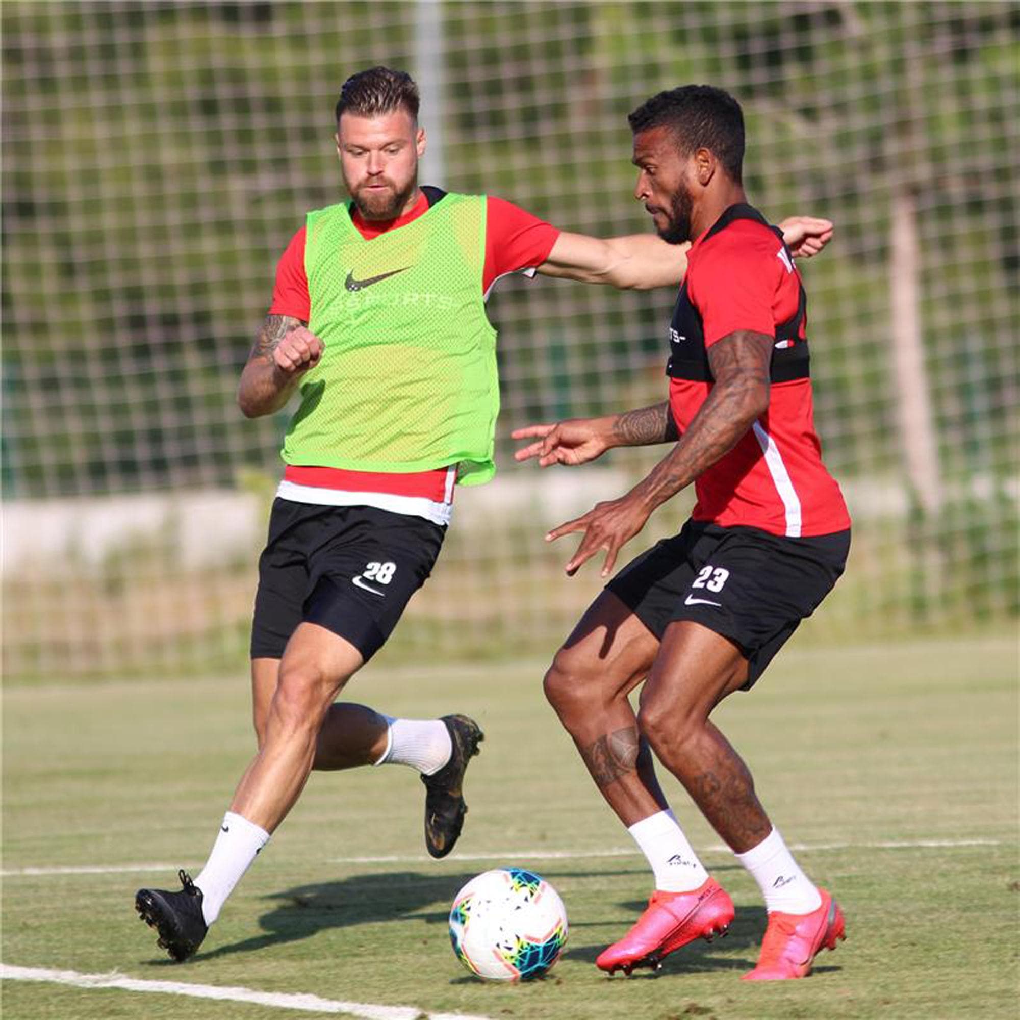 Antalyaspor Be�ikta� ma��n�n takti�ini �al��t�
