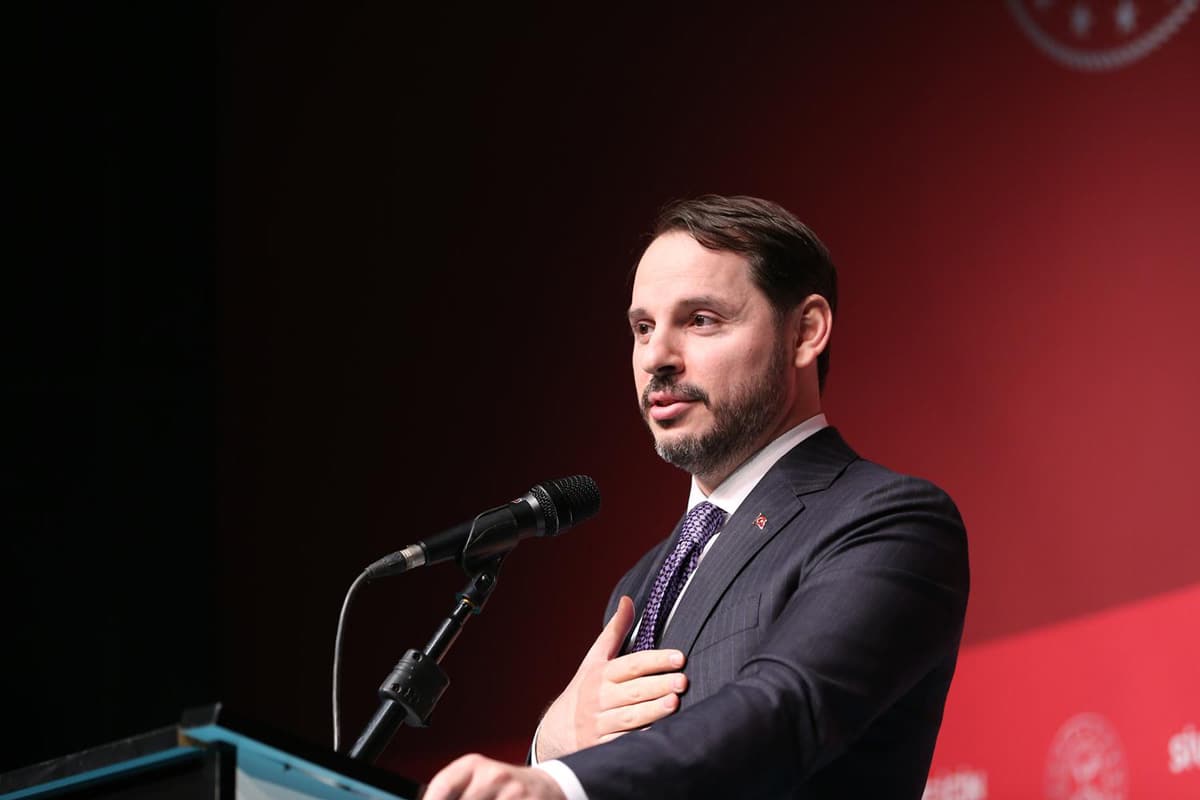 Bakan Albayrak'tan �nemli g�r��me