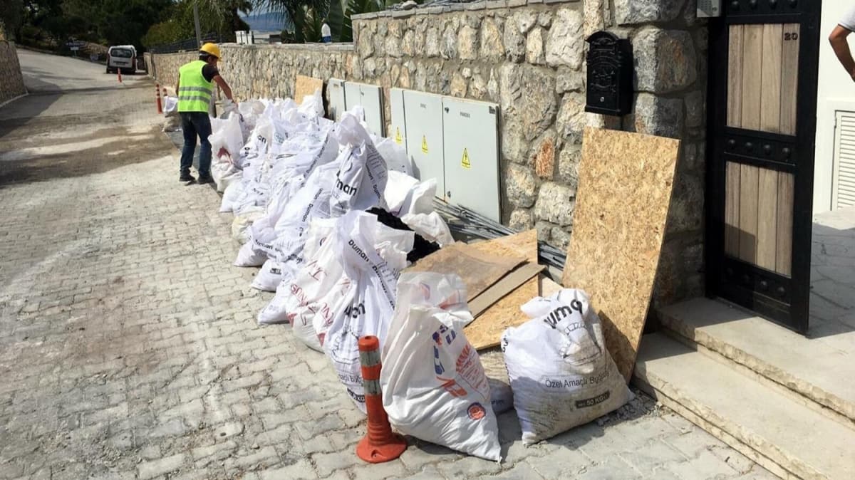 zdil'in villasndaki kaak eklentilerin ykm devam ediyor 