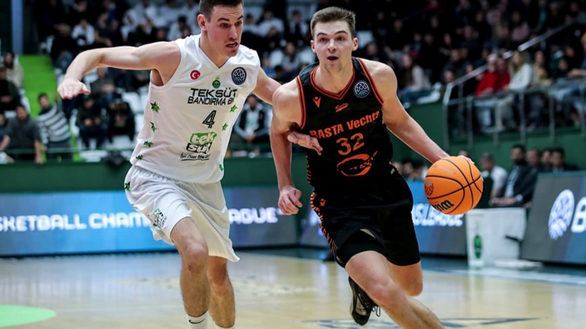 Zalgiris, Steve Vasturia'y transfer etti