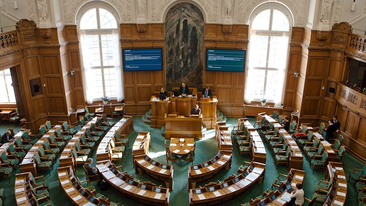 Danimarka Parlamentosunda Mslmanlar zerinden oy kavgasna tepki