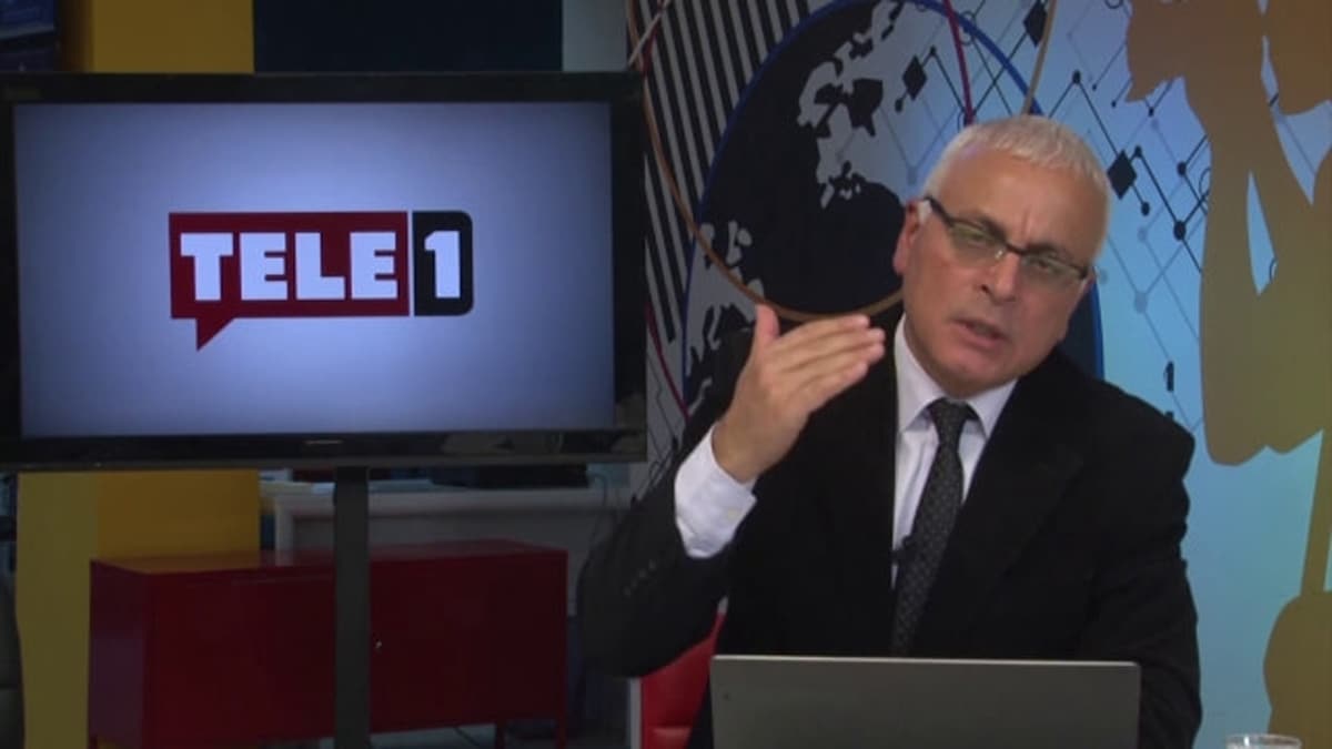Darbe kutlamas�na RT�K tokad�
