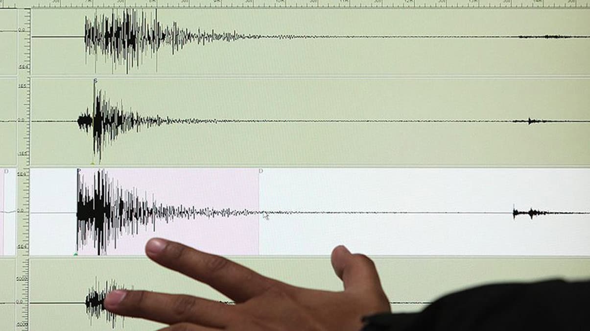 Endonezya'da �iddetli deprem
