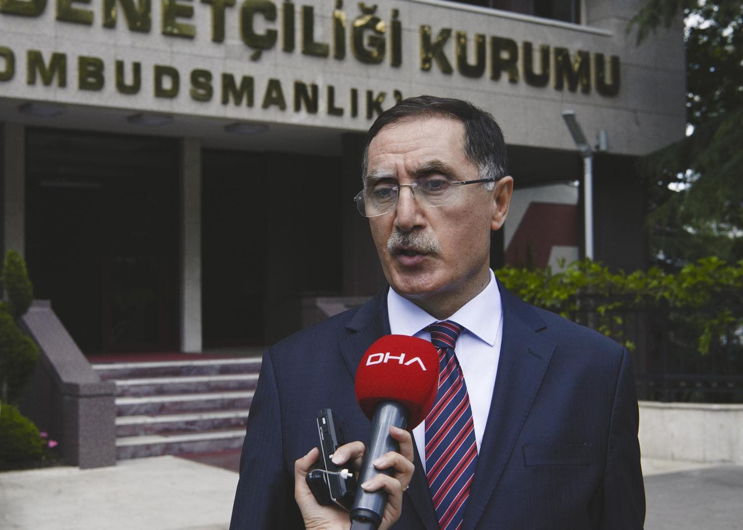 Konut fiyatlar�n� f�rlatan f�rsat��lara sert tepki: Eninde sonunda hukuk yakalar�na yap���r