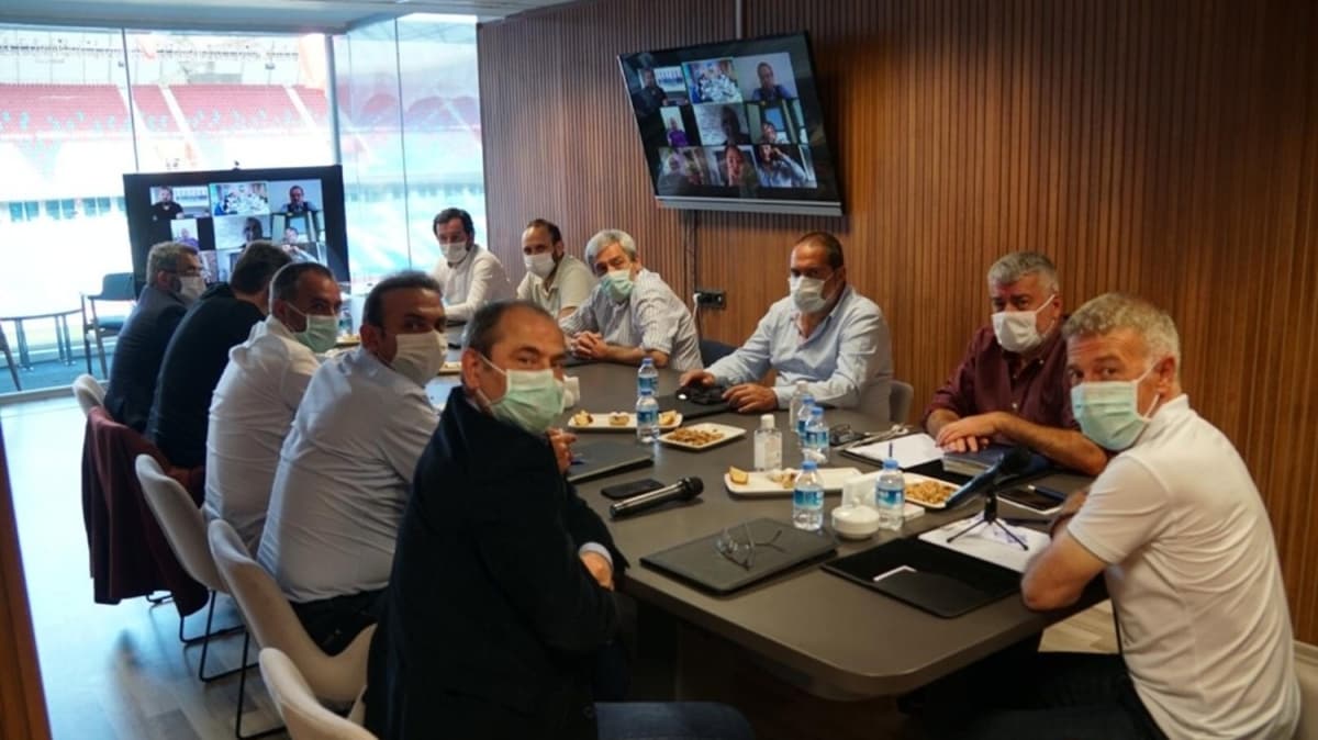 Trabzonspor'da ynetim kurulu online toplant gerekletirdi