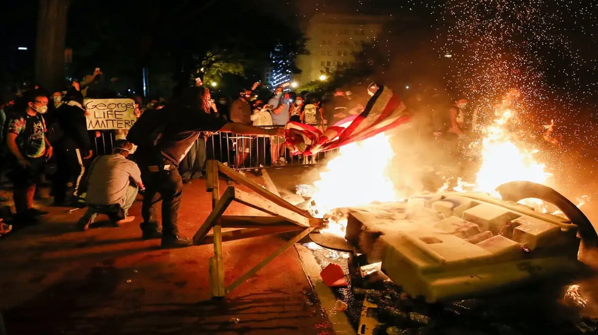 Bu manzara CIA'e tan�d�k geliyor mu? Kar��t�rd��� �lkelere benziyor