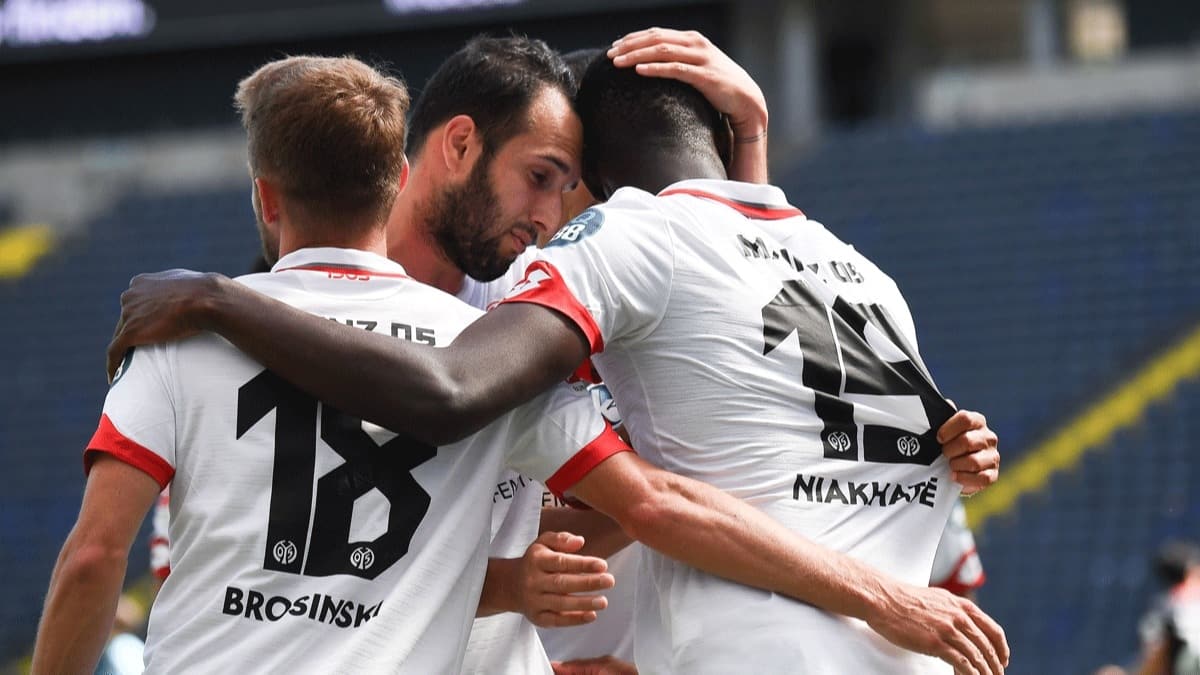 Ma sonucu: Eintracht Frankfurt 0-2 Mainz 05 