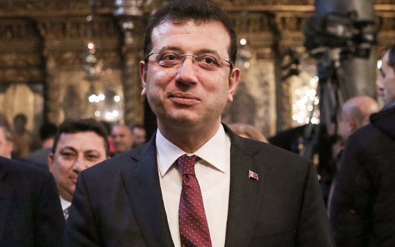 �mamo�lu'na sert tepki: ��bilmezli�ini ve eksikli�ini �rtmeye �al���yor