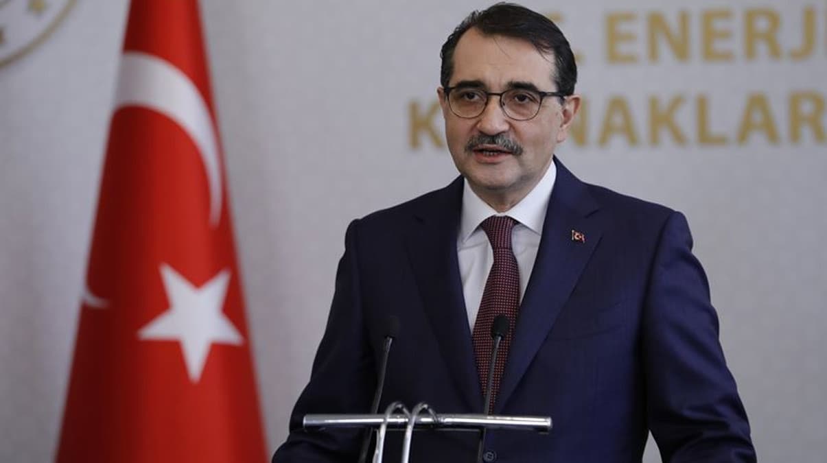 Bakan D�nmez canl� yay�nda a��klad�