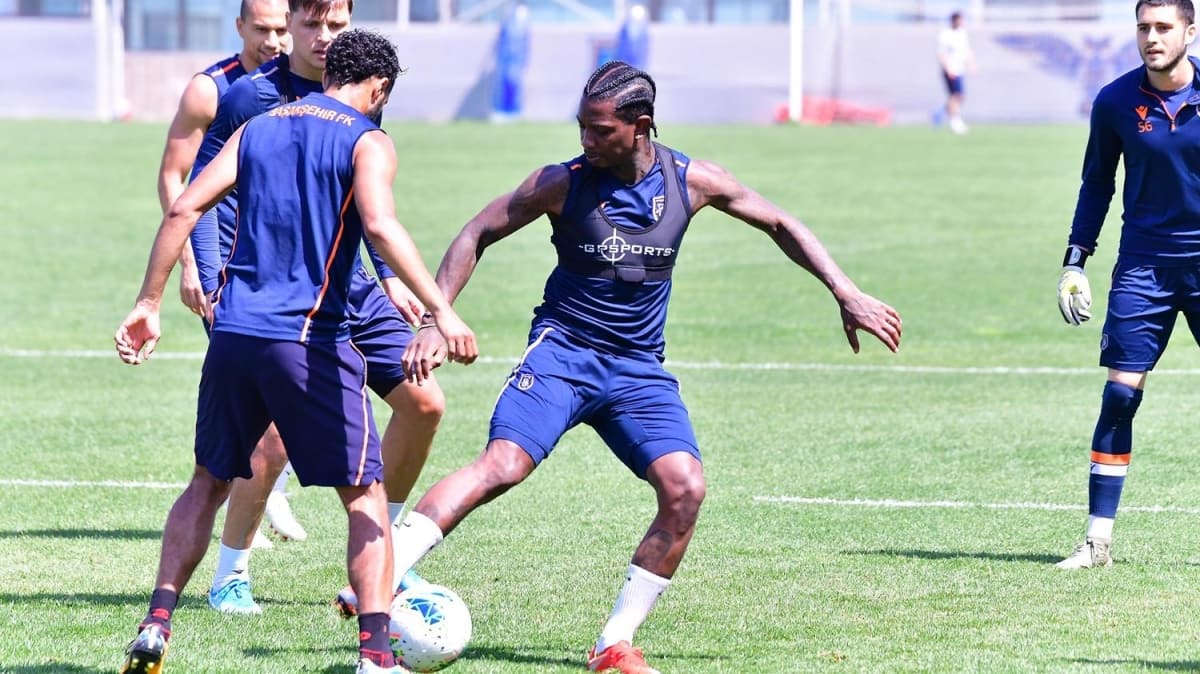 Baakehir, Alanyaspor'a hazrlanyor