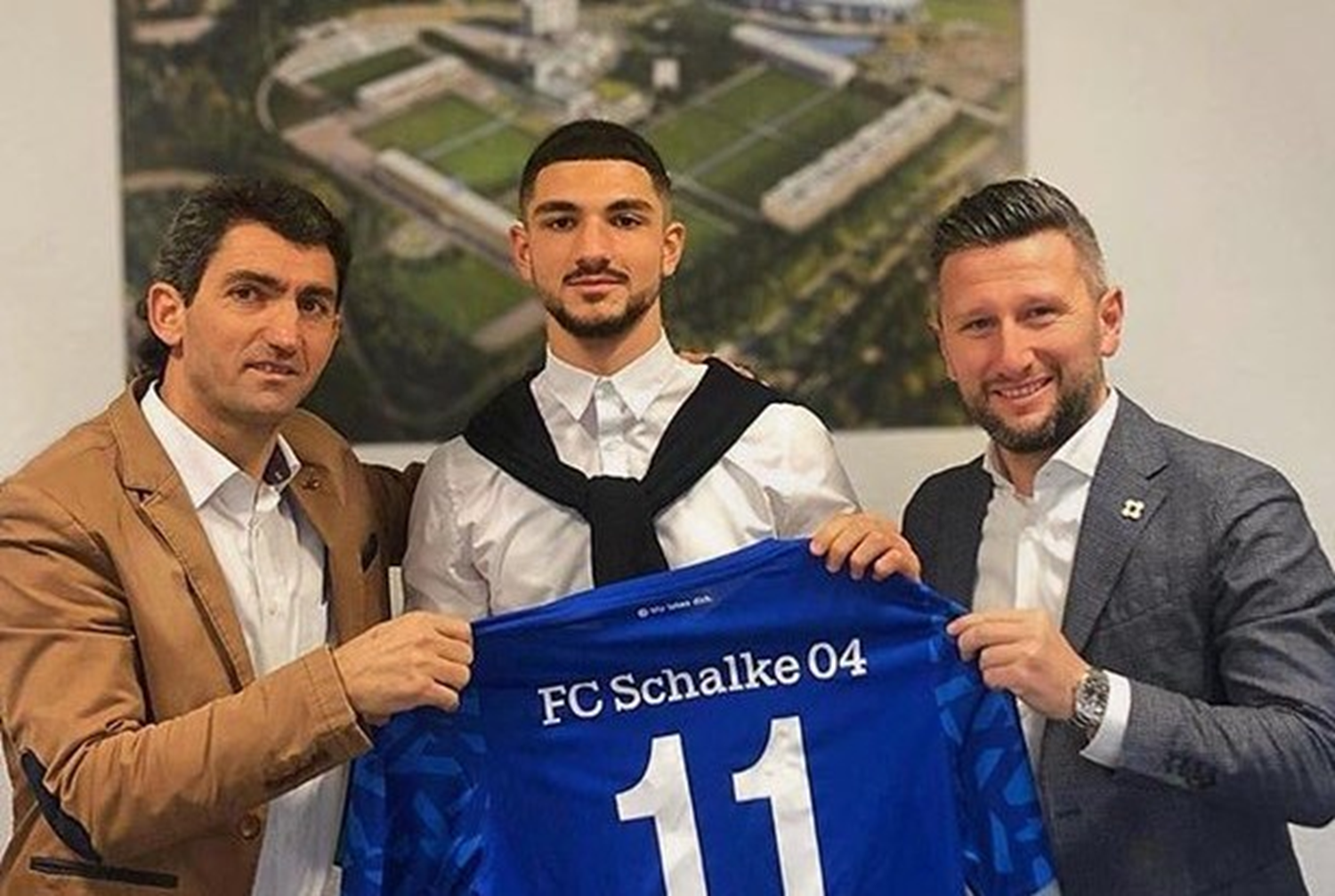 Kerim �alhano�lu Schalke'de