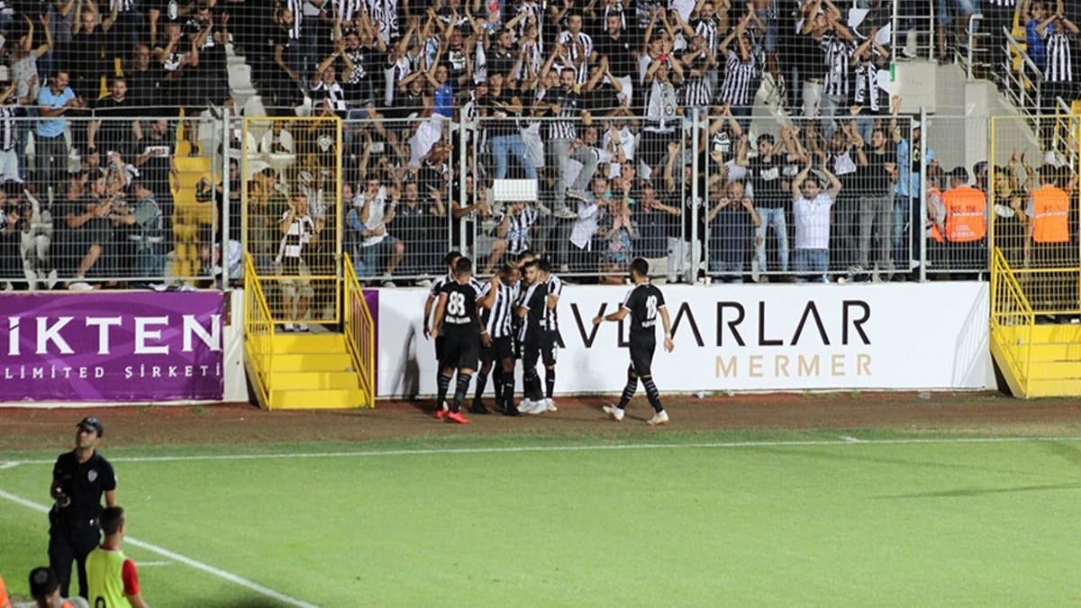 Altay transferi erteledi