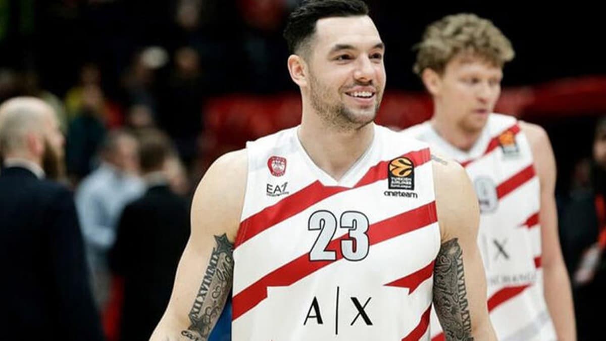 Christian Burns ile yollar ayrld