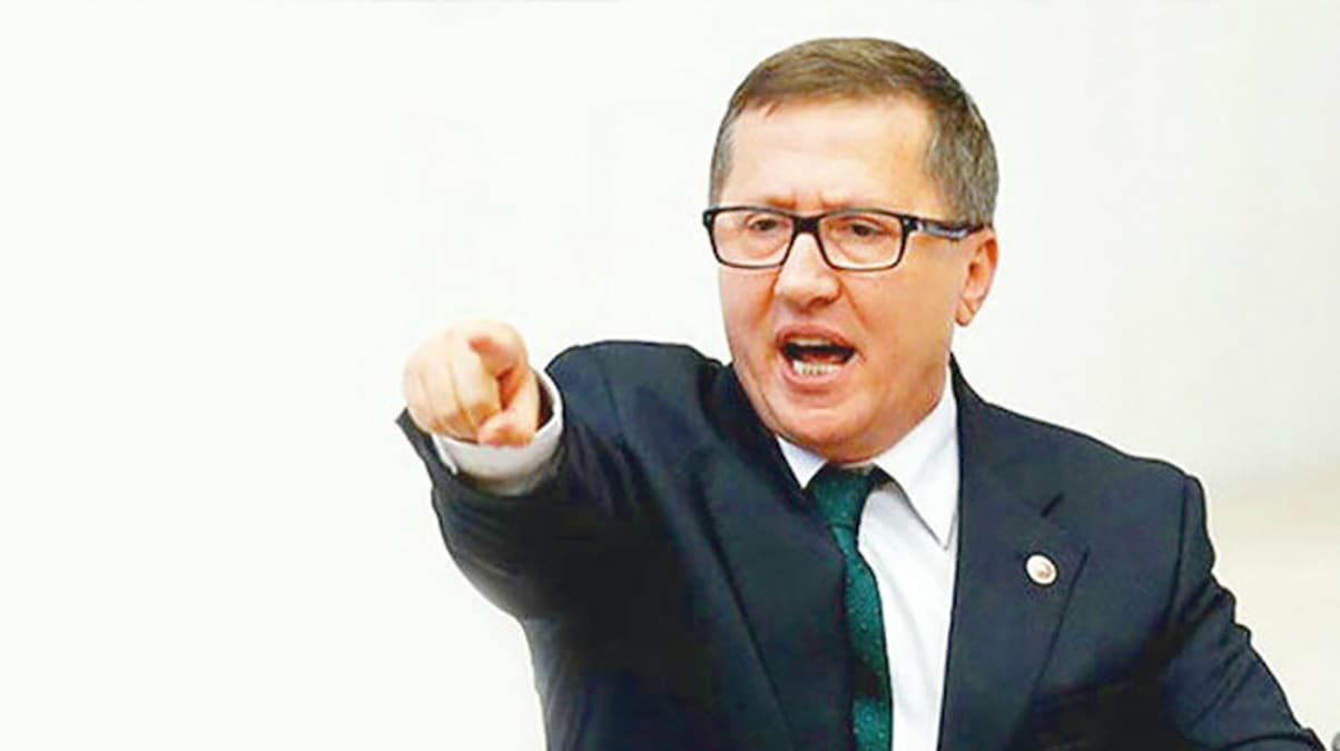 T�rkkan'�n �iftli�i! Tam 28 d�n�m� ka�ak ��kt�