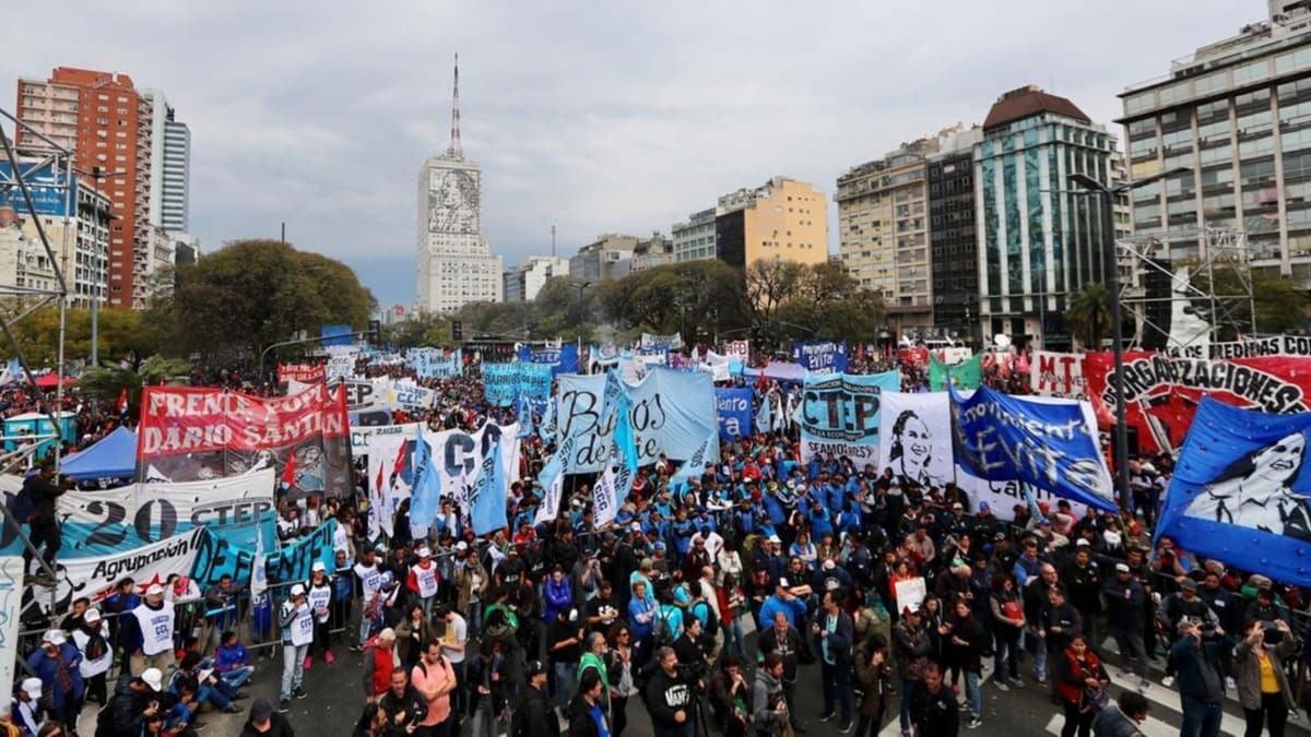 Arjantin'de alk kart gsteriler yapld