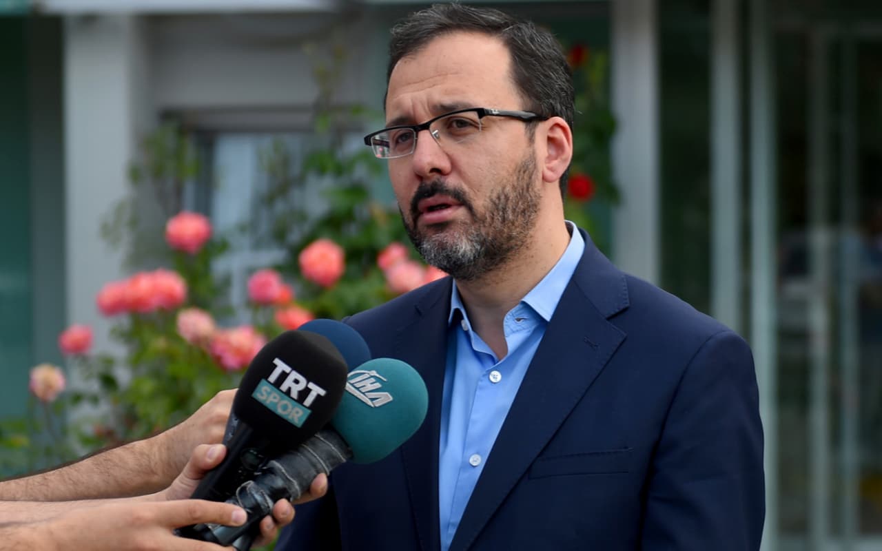 Bakan Kasapo�lu'ndan �ampiyonlar Ligi finali a��klamas�