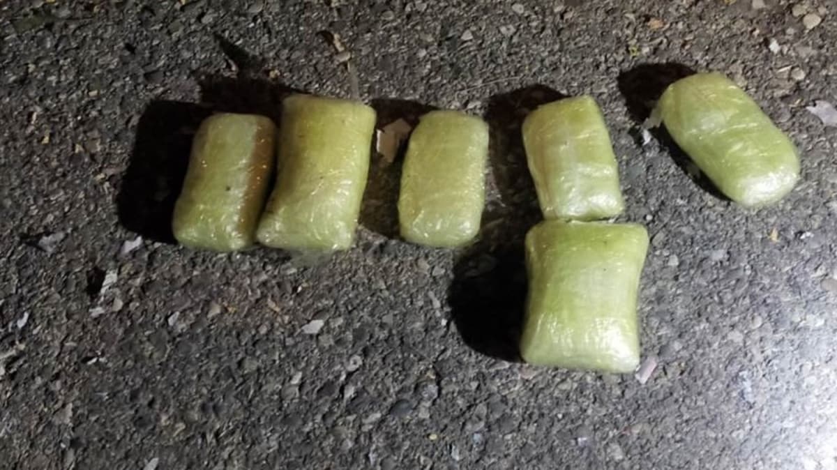 Gaziantep'te fnyeyle patlatlan antalardan uyuturucu madde kt