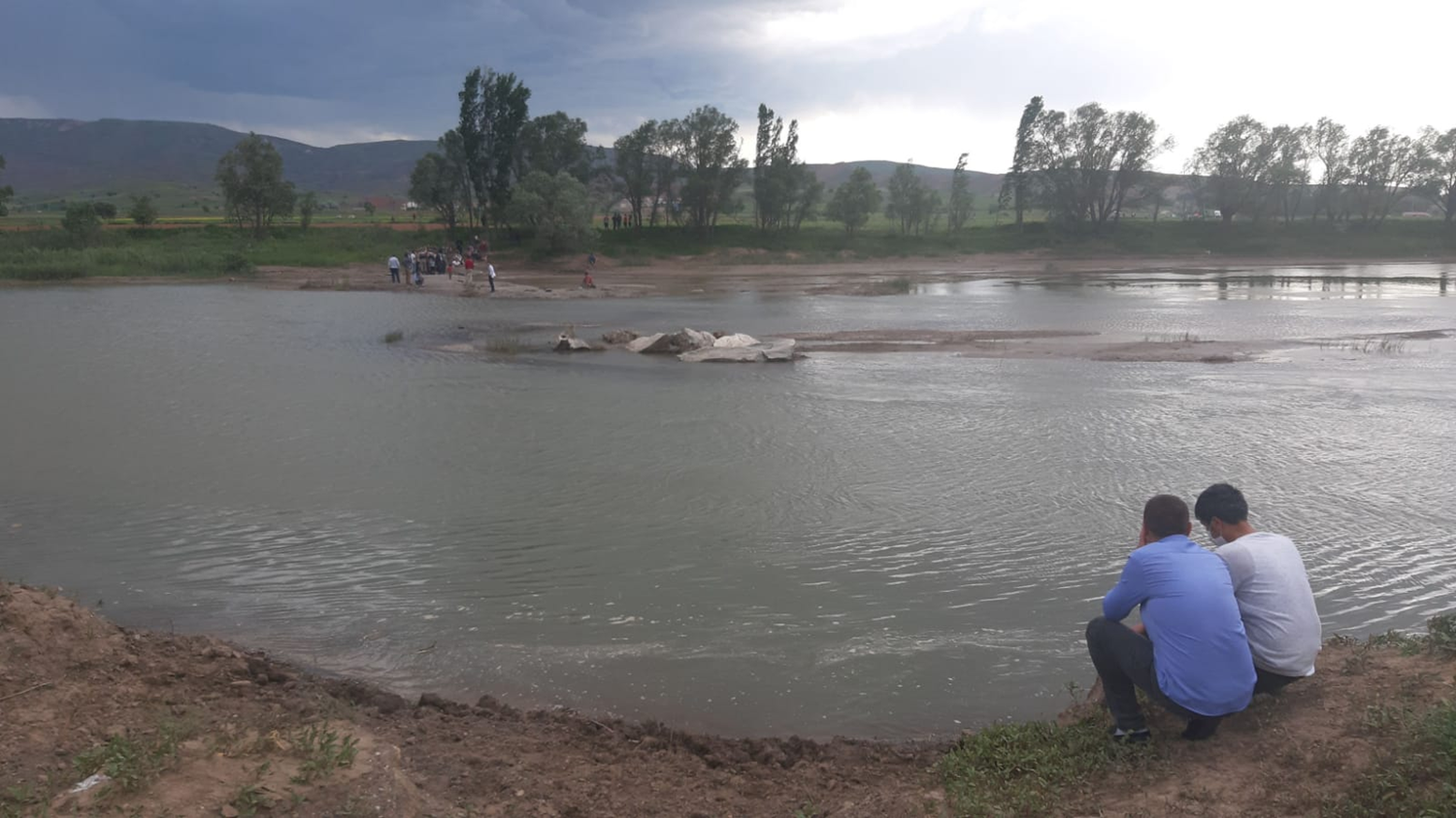 K�z�l�rmak'ta facia: 3'� �ocuk 4 ki�i aran�yor