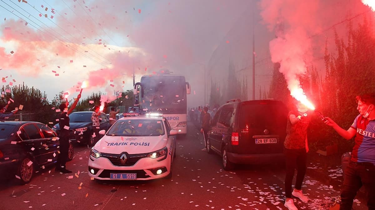 Trabzonspor taraftar takmn Gztepe deplasmanna uurlad