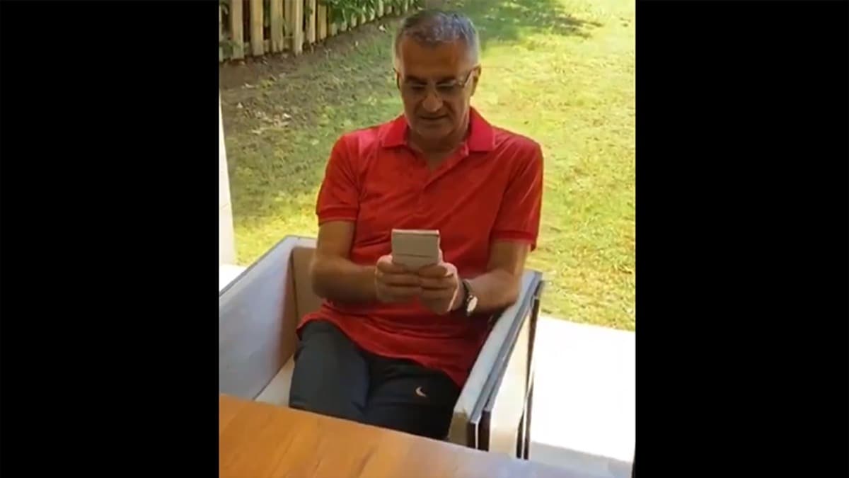 enol Gne, Mancini, Giggs ve Petkovic WhatsApp'ta grup kurdu!