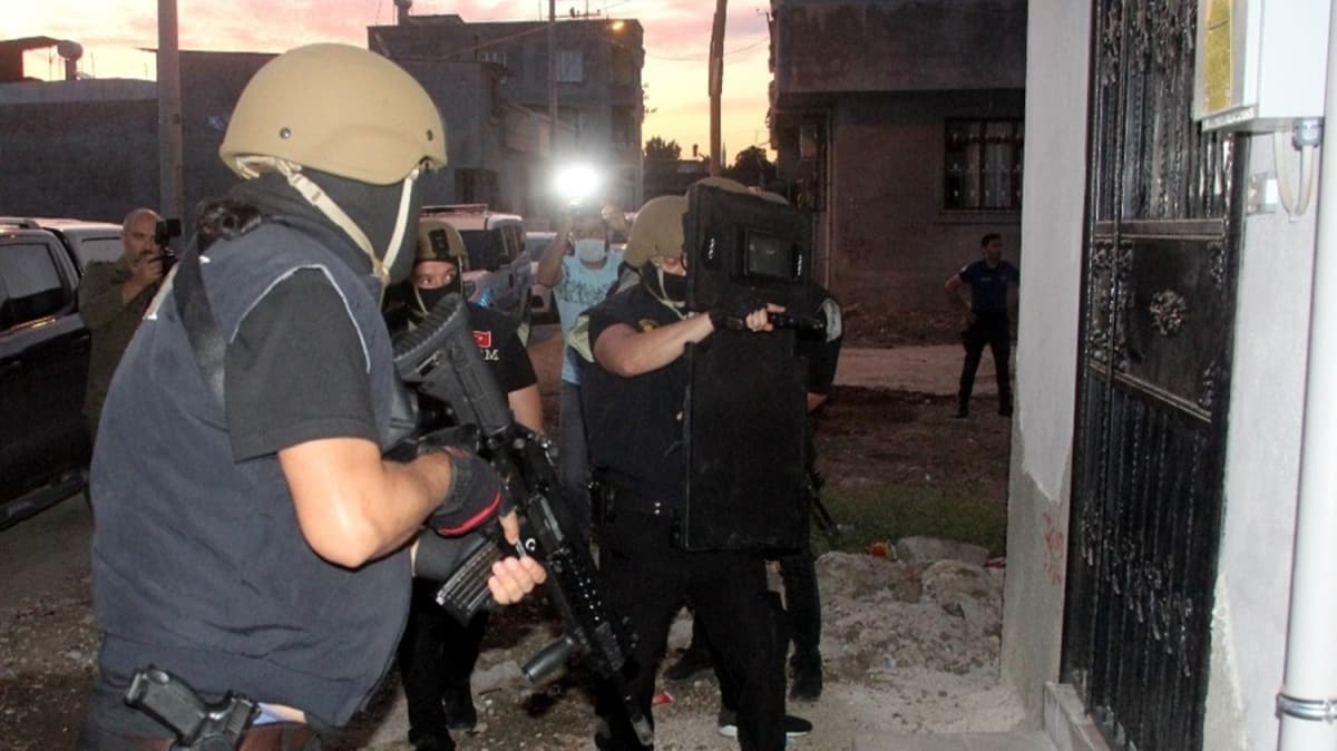 Adana'da PKK/KCK operasyonu: 10 gzalt