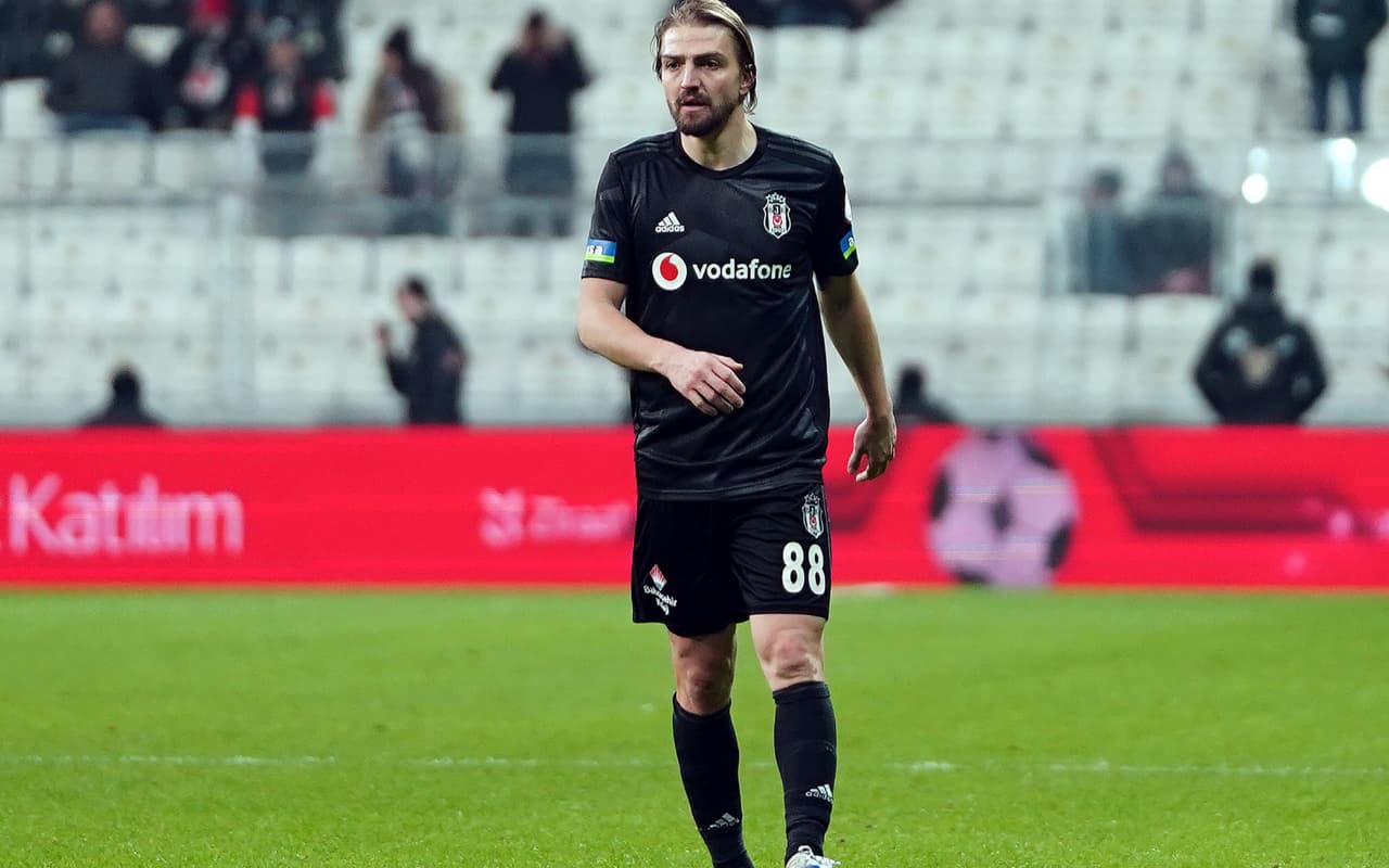 Caner Erkin'e yol g�r�nd�!