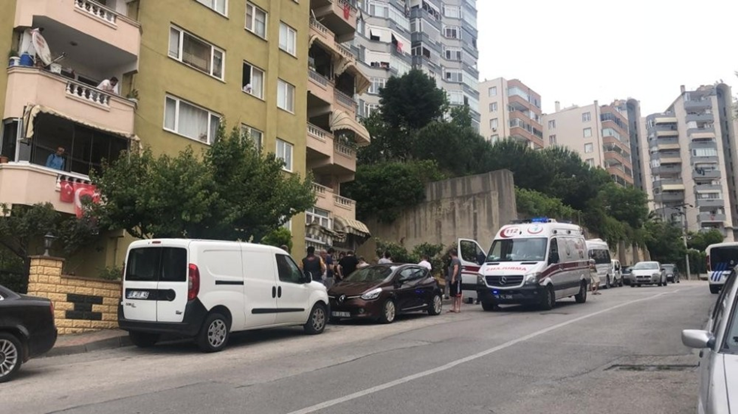 30 ya��ndaki down sendromlu G�khan, balkondan d��erek hayat�n� kaybetti
