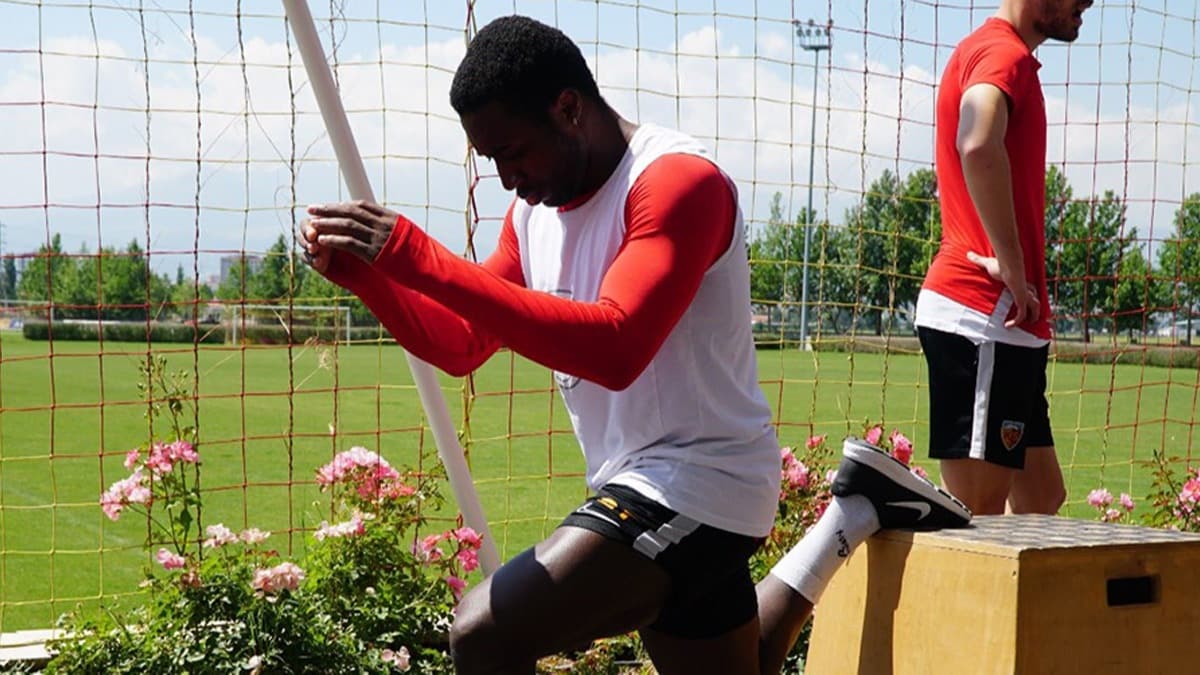 Kayserispor 3 grup halinde alt