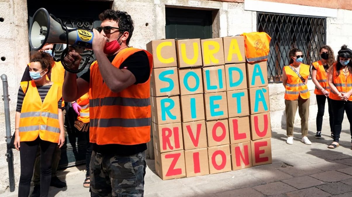 D�nyan�n en pop�ler turizm kentinde protesto: Bu yaz gelmeyin, istemiyoruz