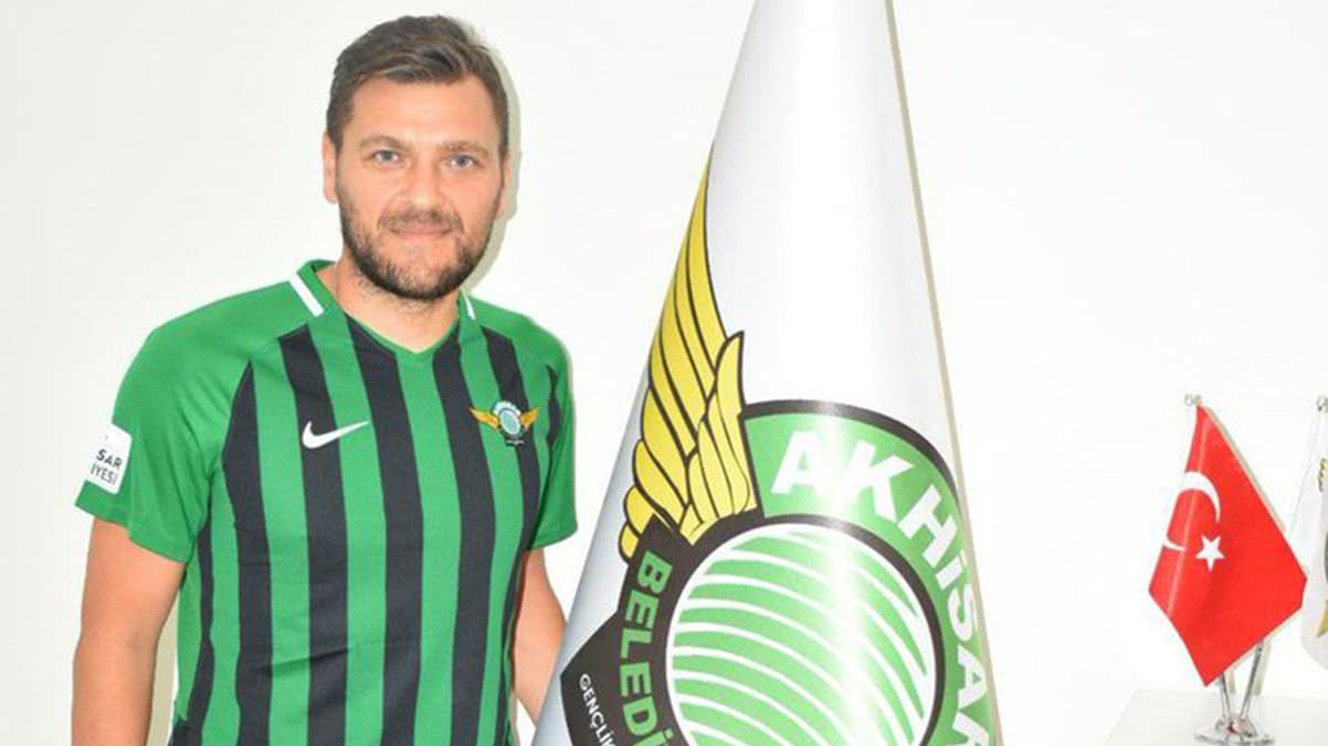 Akhisarspor'a Muhammet Reis'ten k�t� haber