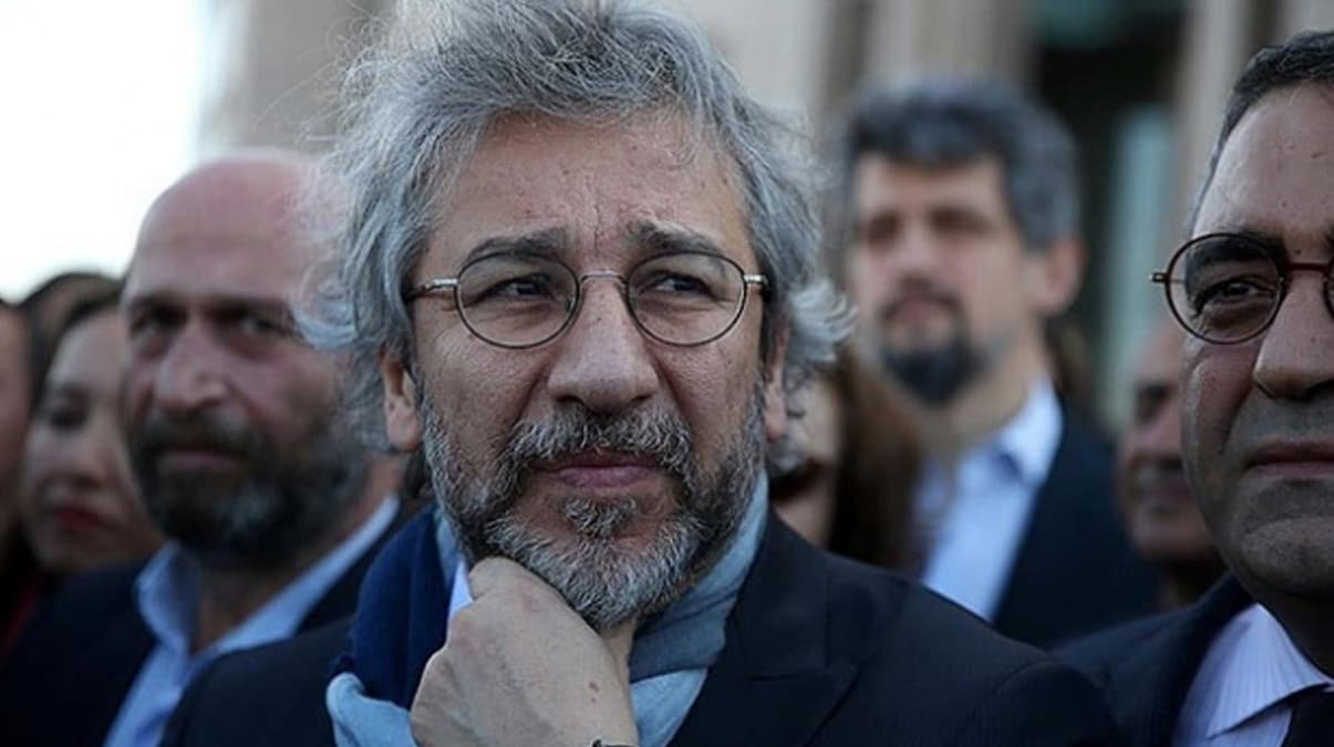 Firari Can D�ndar'a ait radyo ve internet sitesi eri�ime kapat�ld�