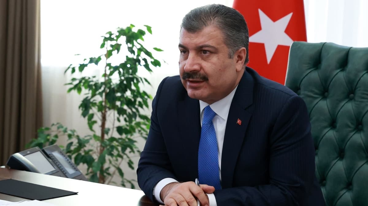 Salk Bakan Koca'dan ''maske'' uyars