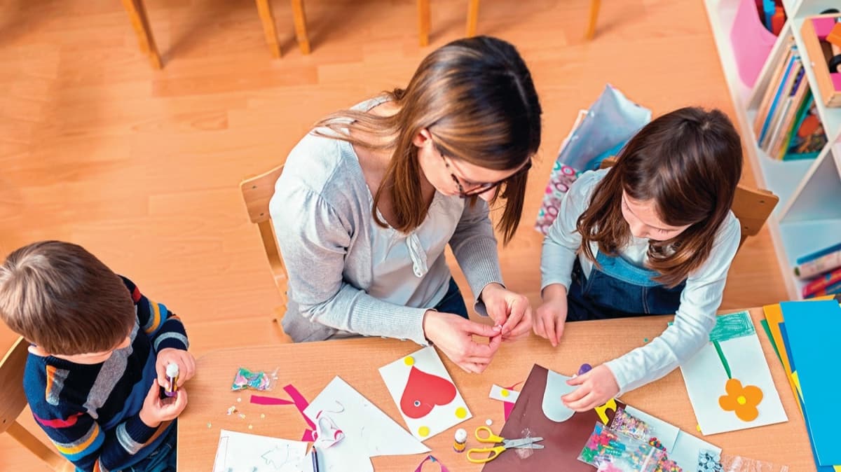 Uzmanndan uyar: lgilenilmeyen ocuun ebeveyni sosyal medya olur