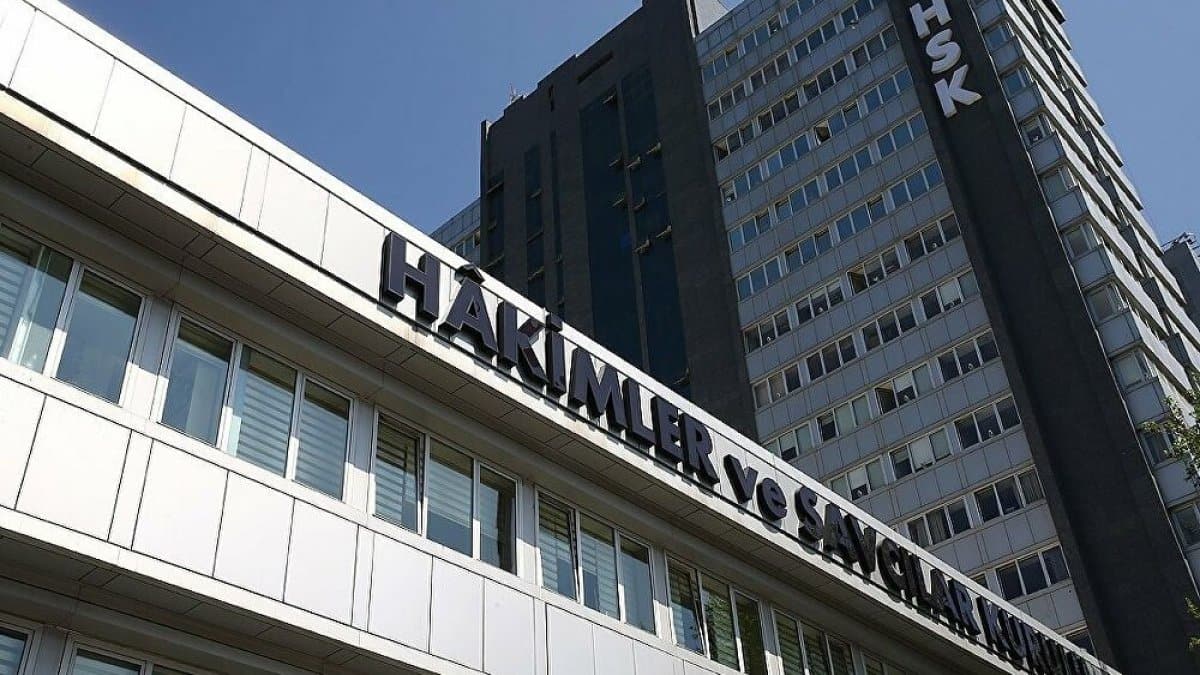 Hakim - Savc� kararnamesi tamamland�: 18 ilin ba�savc�s� de�i�ti