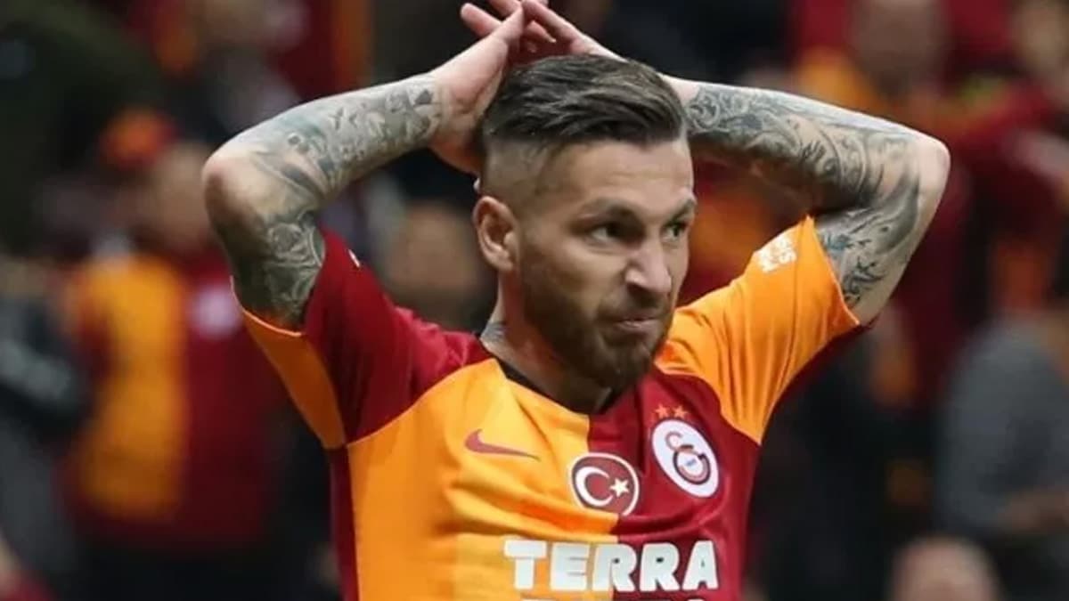 Adem B�y�k'e 3 ma� men cezas�