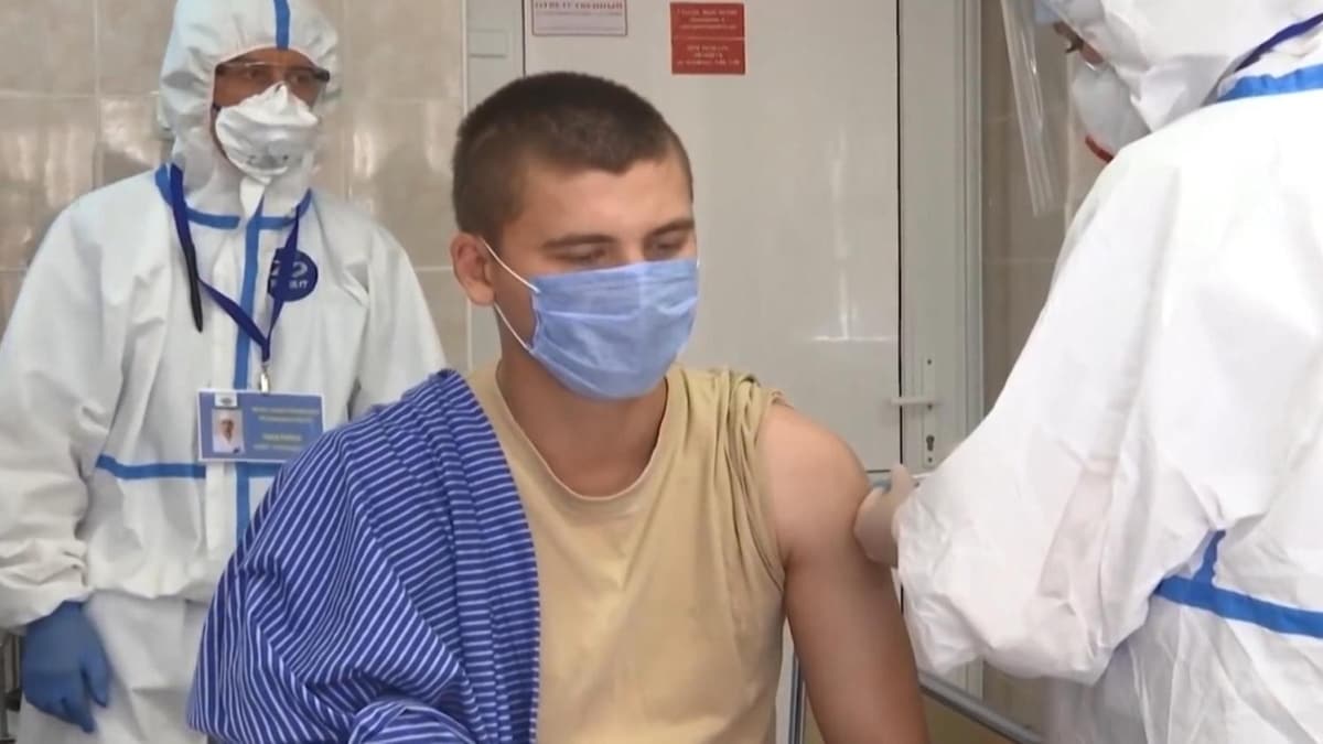 Rusya'da ilk koronavirs as klinik deneyleri balad