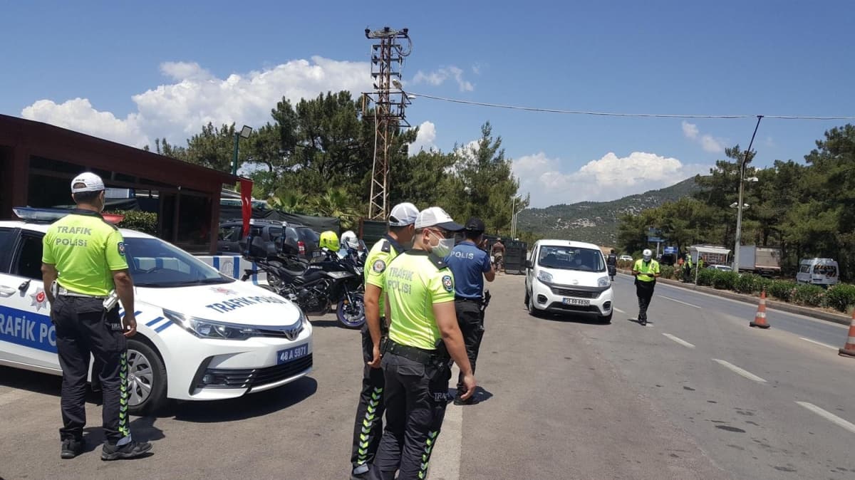 Emniyet kemerini takmayan src, polis helikopterine yakaland